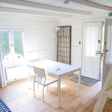 Les Cabanes Parisiennes - Chalets 1H30 From Paris - 62P Sainte-Geneviève-des-Bois Esterno foto
