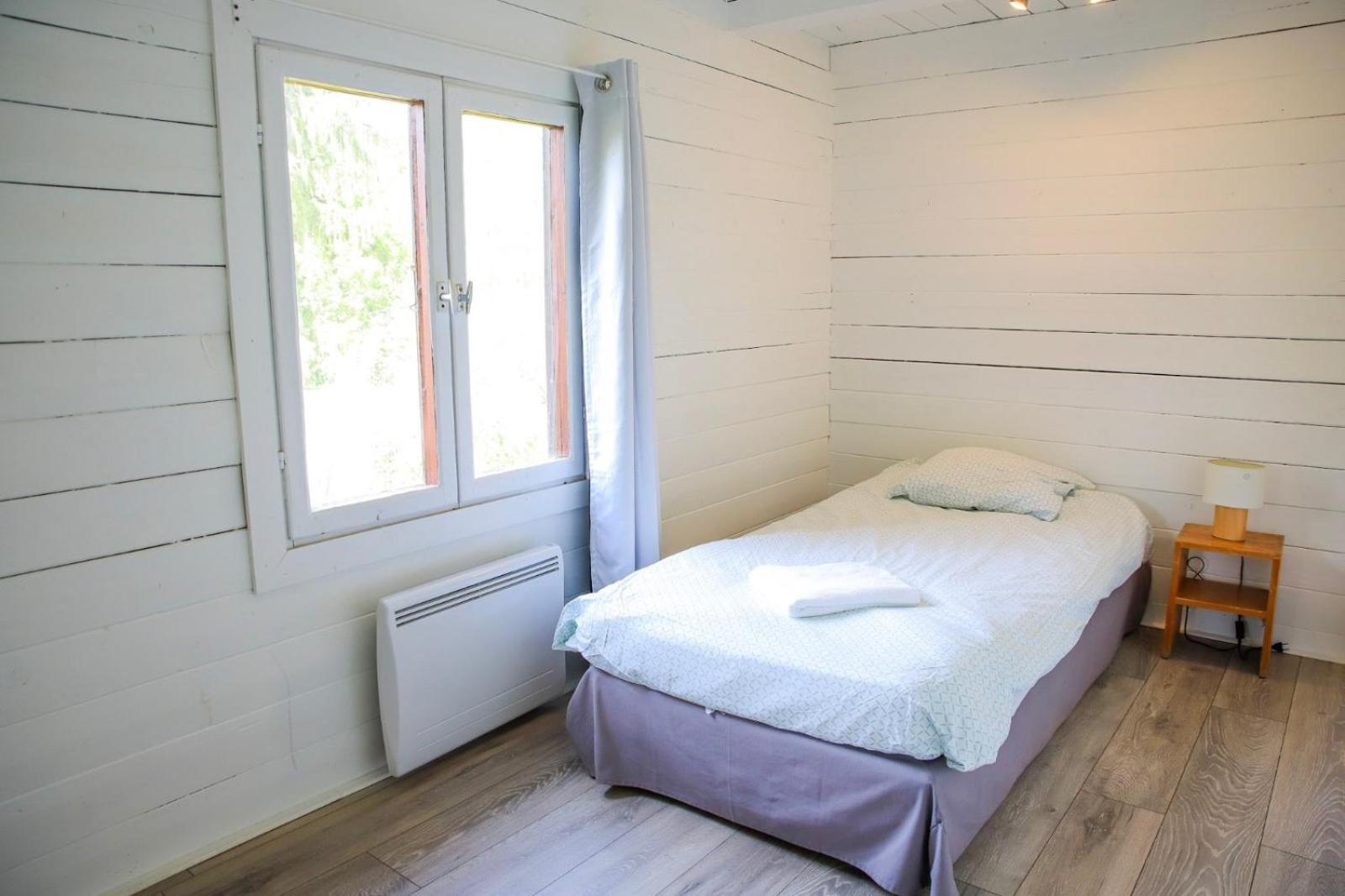 Les Cabanes Parisiennes - Chalets 1H30 From Paris - 62P Sainte-Geneviève-des-Bois Esterno foto