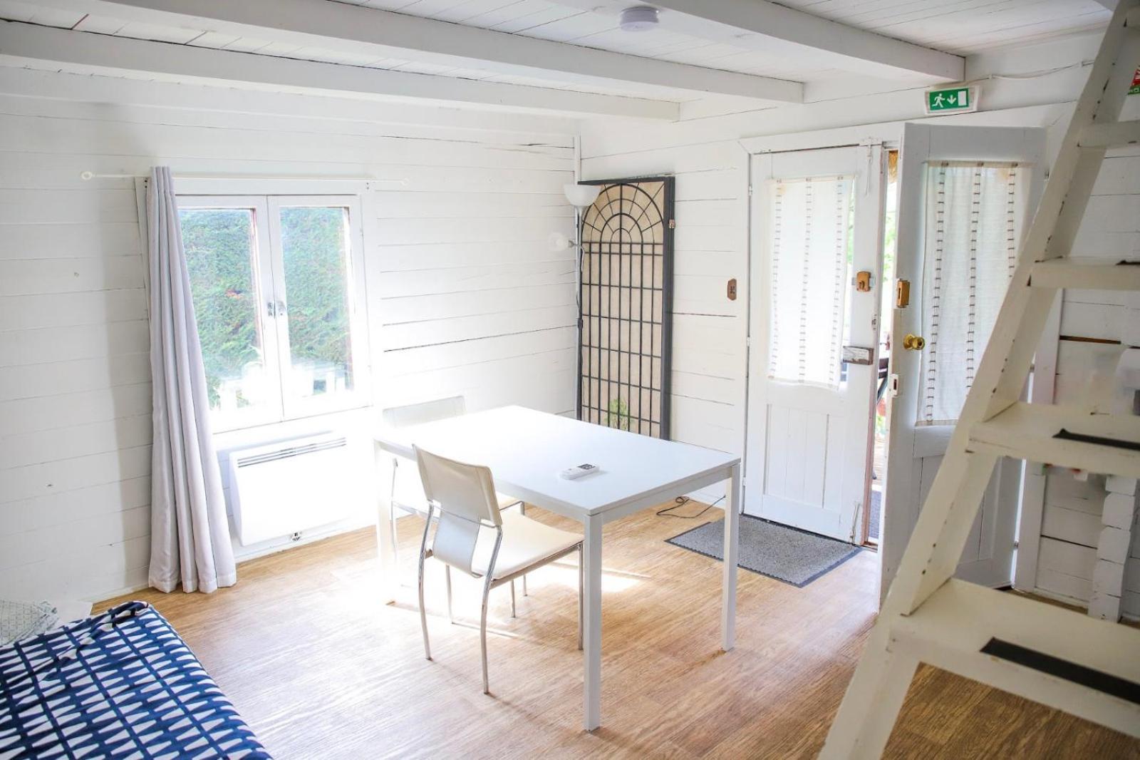 Les Cabanes Parisiennes - Chalets 1H30 From Paris - 62P Sainte-Geneviève-des-Bois Esterno foto