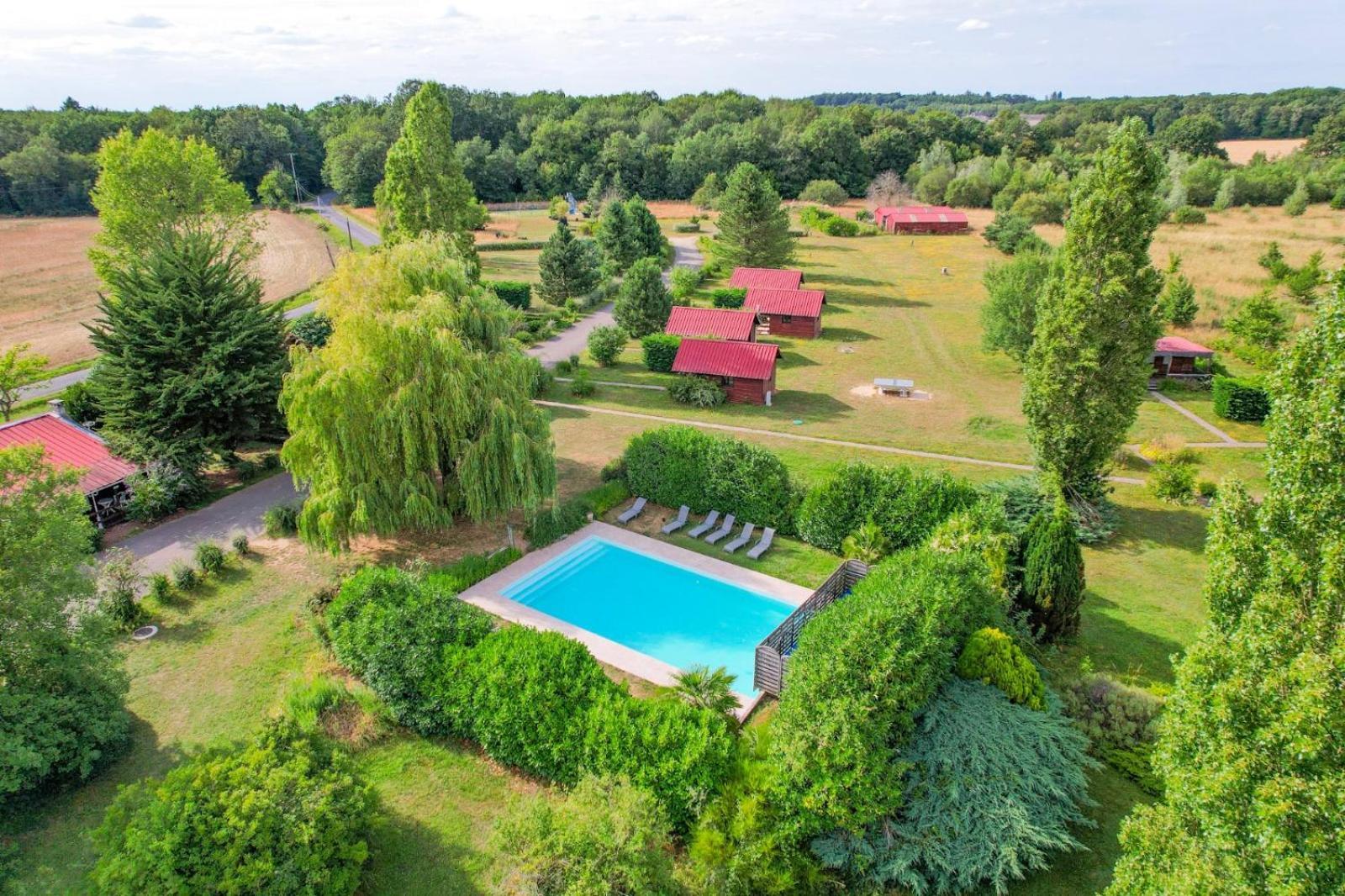 Les Cabanes Parisiennes - Chalets 1H30 From Paris - 62P Sainte-Geneviève-des-Bois Esterno foto
